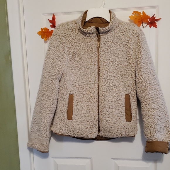 Reversable Love Tree Tan Quilted Jacket with Cozy Collar - Picture 5 of 8